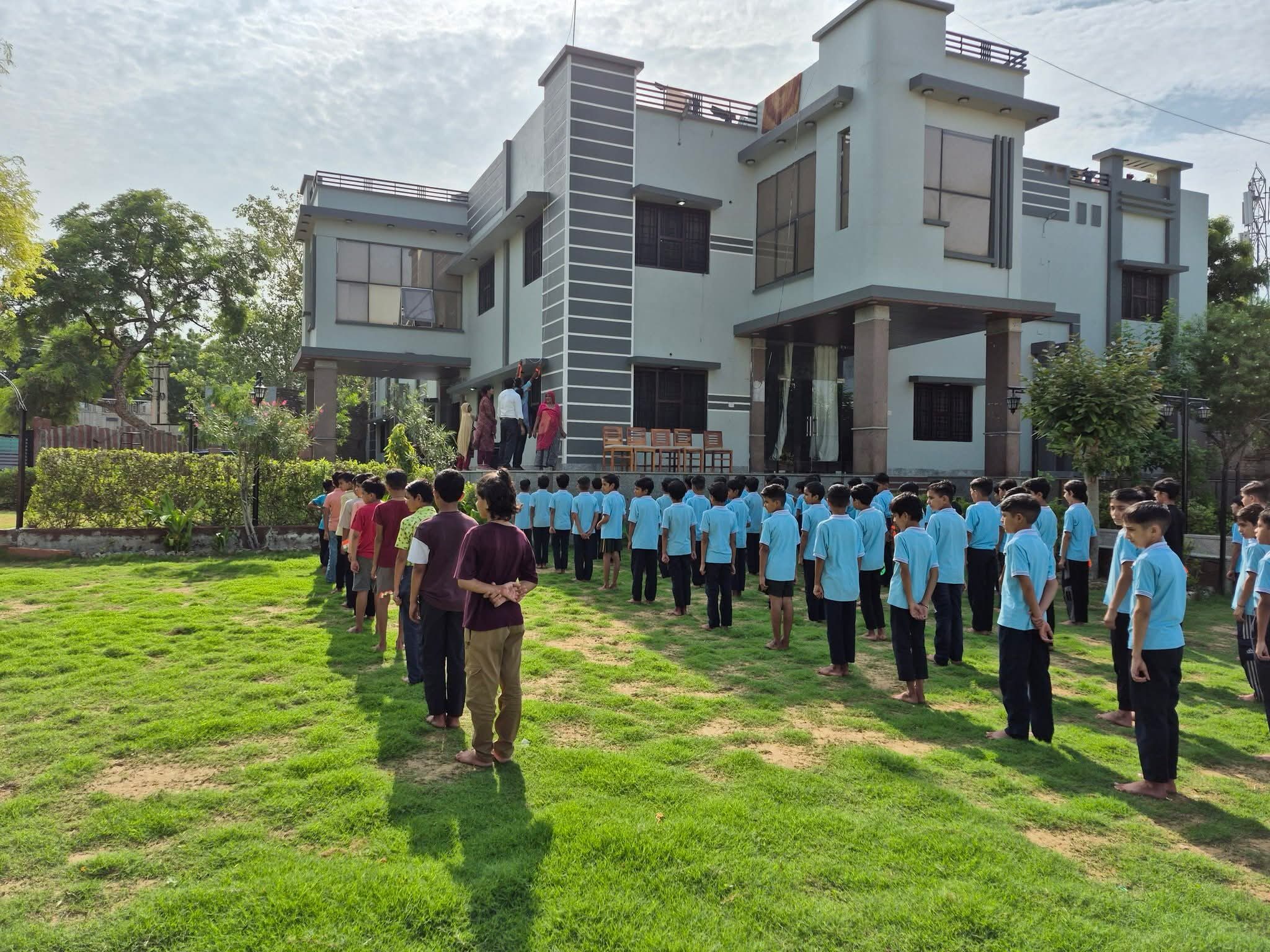 आईपीएस एकेडमी रतनगढ़ में residential Navodaya preparation environment